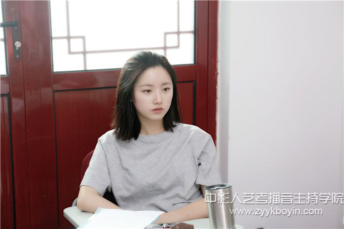 中影人藝考播音課堂.jpg