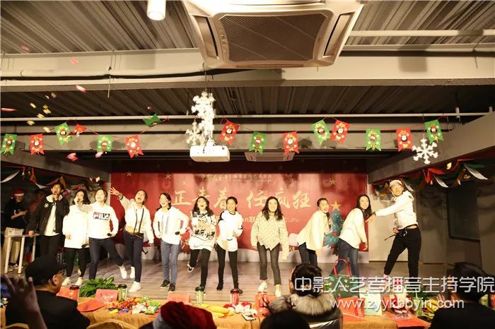 中影人播音主持專業(yè)學員