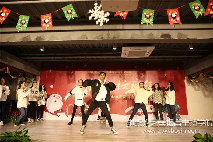 中影人播音主持專業(yè)學員