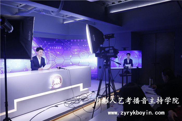 配音