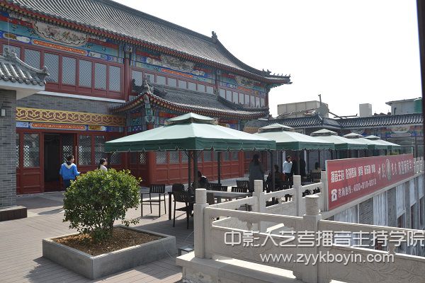中影人藝考播音主持學(xué)院一角.JPG