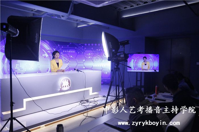 播音考生